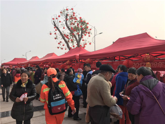 世界杯比赛_詹姆斯戴发带有什么内心戏?他一直想成为是艾弗森(图3) 世界杯比赛
